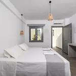 Aqualung Hotel Kamári
