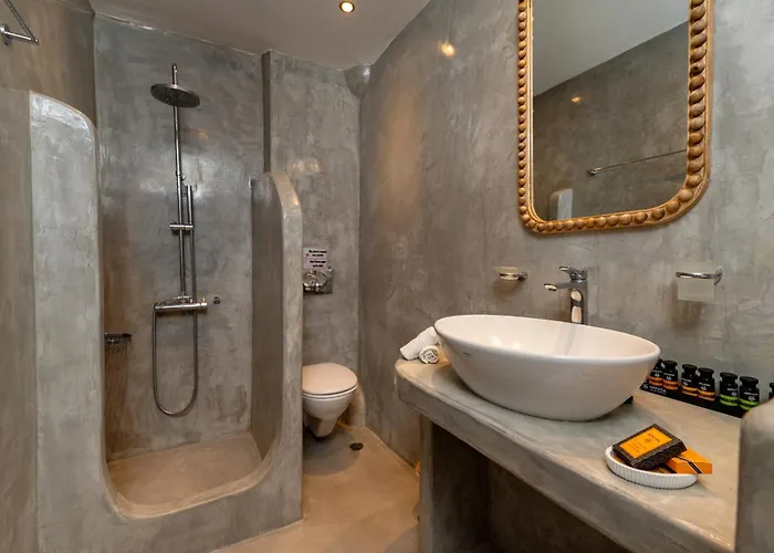 Aqualung מלון Kamári