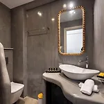 Aqualung Hotel *